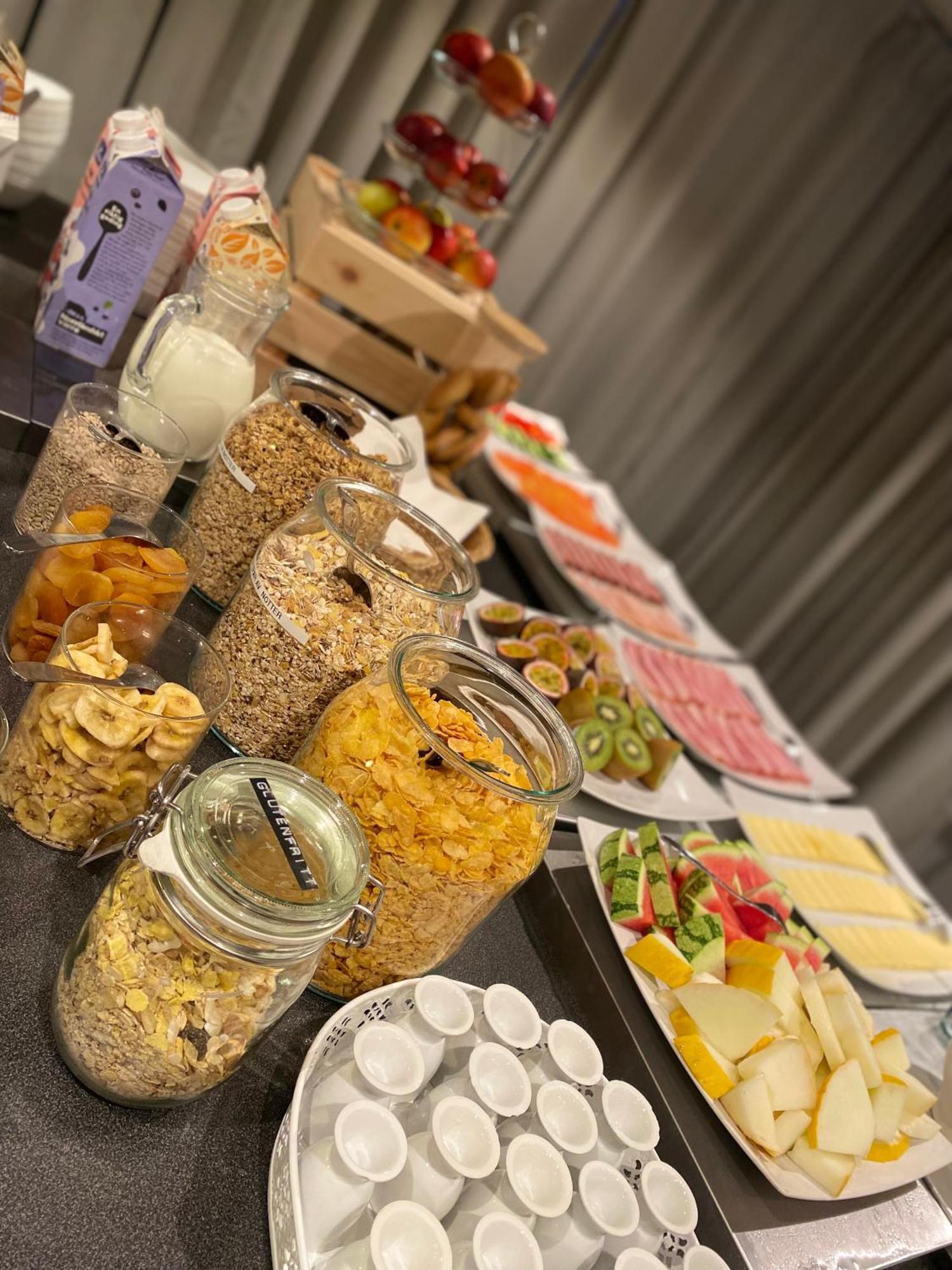Hotell City Harnosand Bagian luar foto